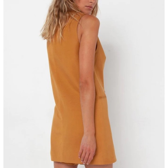 Charlotte Vest | Camel | Medium | New with Tags
Designer: Madison the Label - Picture 6 of 7